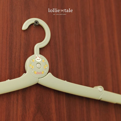 Lolliestory Merchandise Folding Hanger