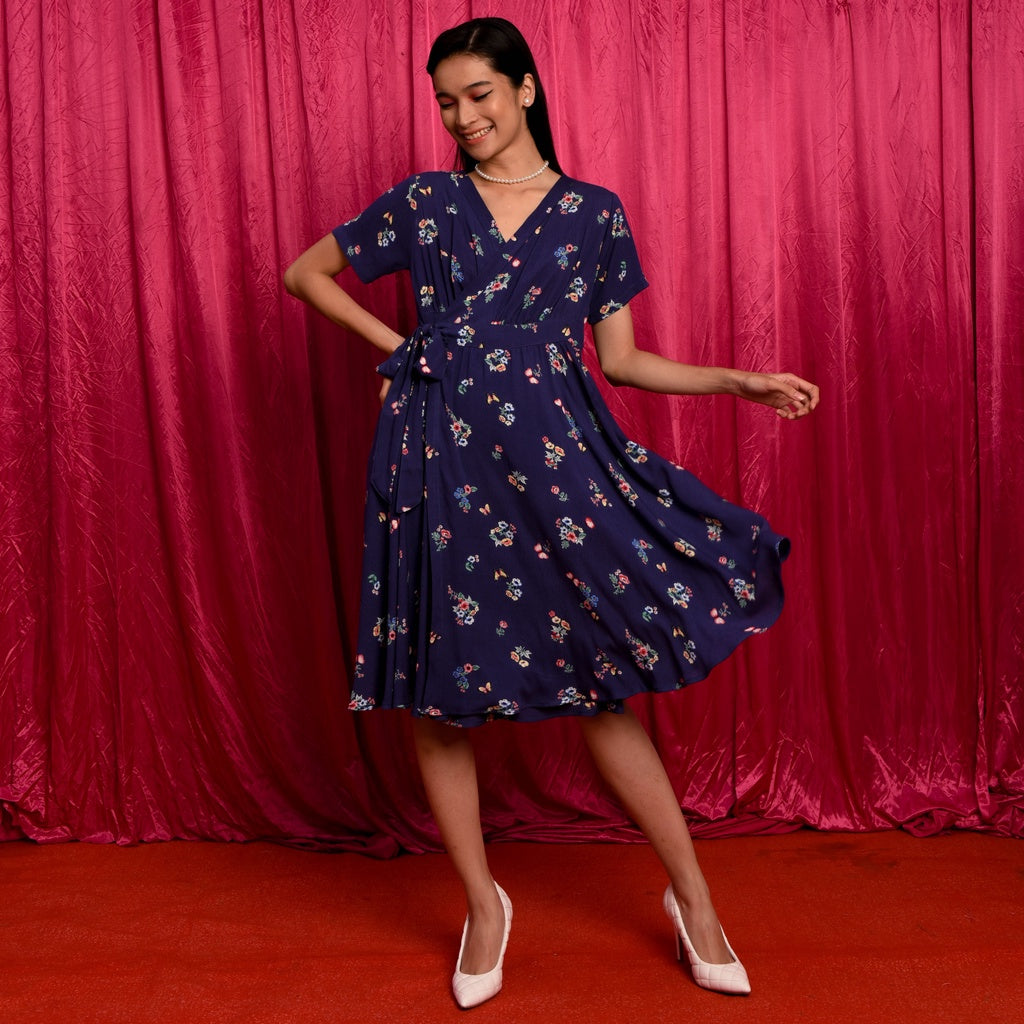 Lolliestory Anette Flare Midi Dress