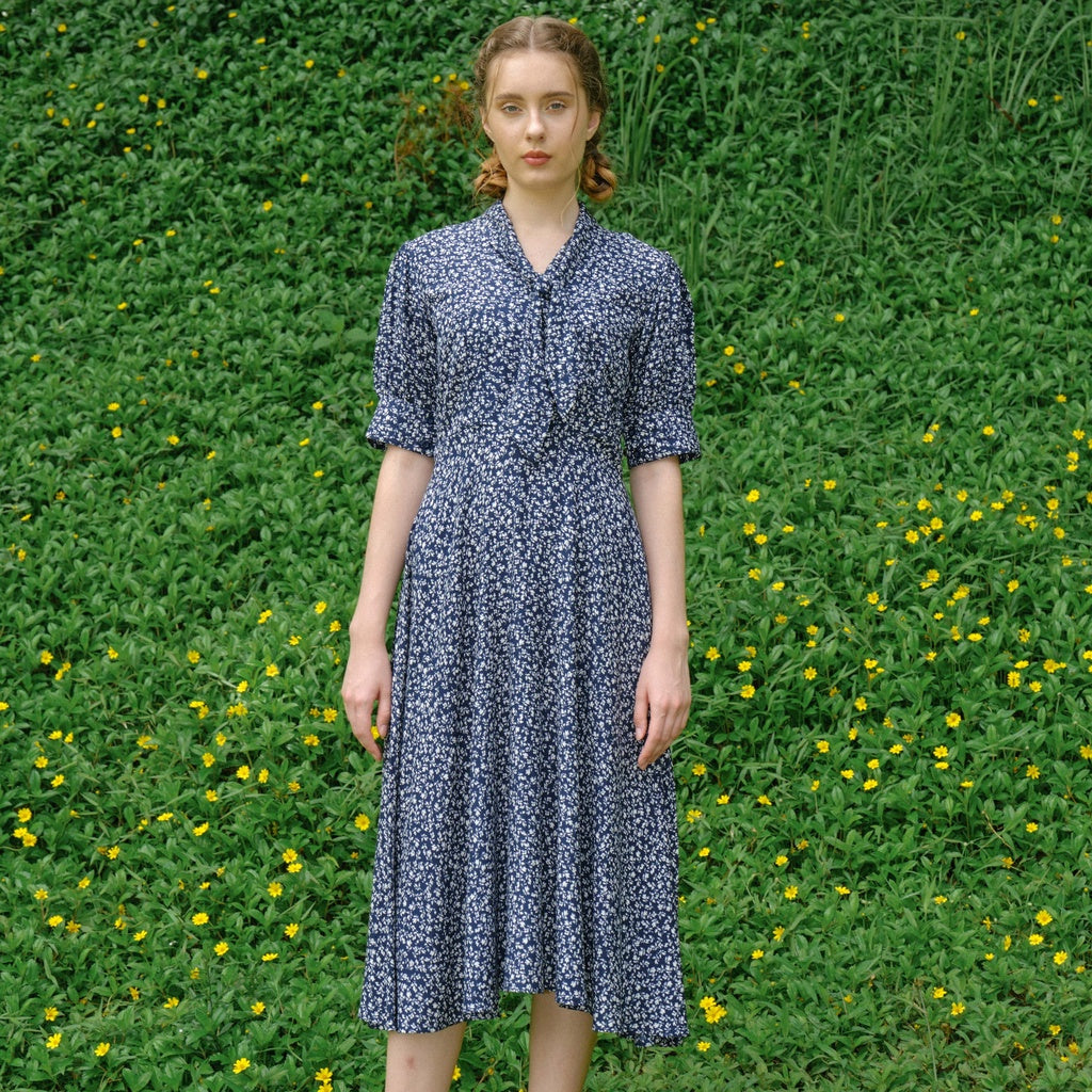 Lolliestory Essie Floral Midi Dress