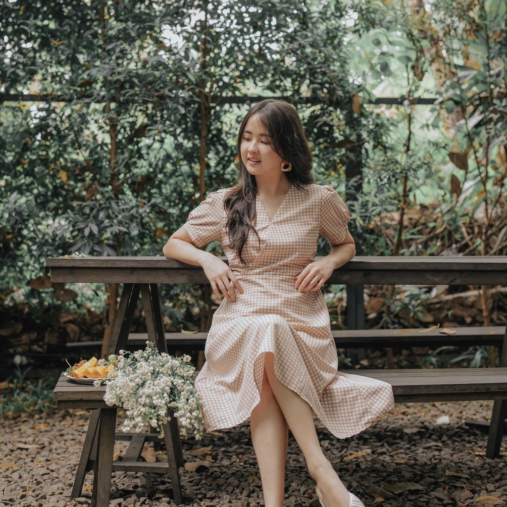 Lolliestory Vian Midi Dress